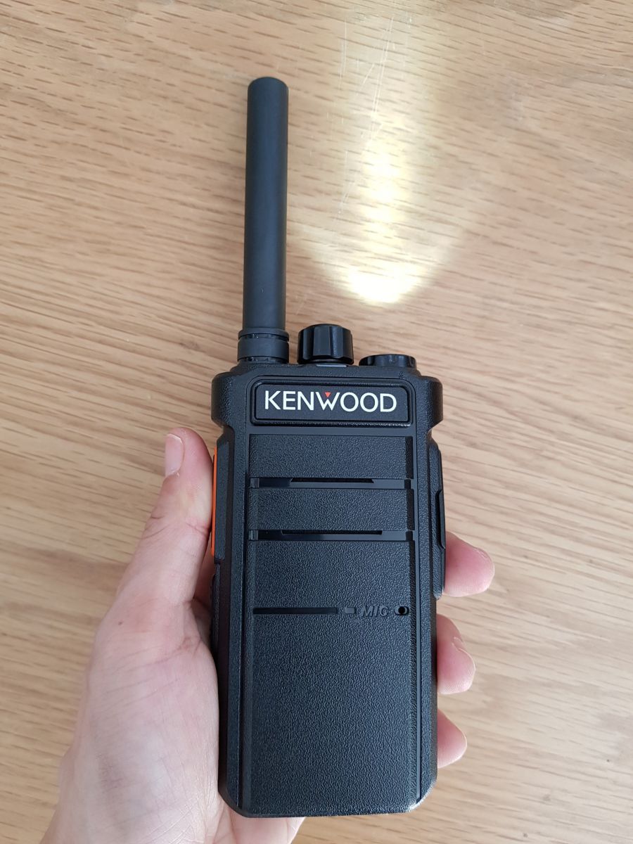 Máy bộ đàm kenwood TK D890 được ưa chuộng bởi chất lượng ổn định và giá thành phù hợp