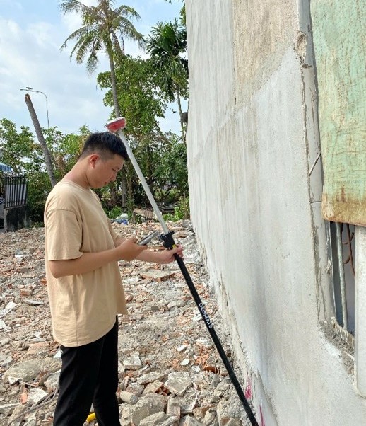 Thuê máy RTK cũ cho đo đạc địa chính và san lấp mặt bằng