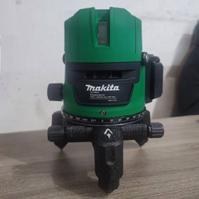 Máy cân bằng laser Makita MKT-0586LD