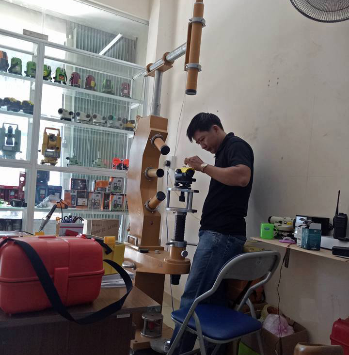Với trang thiết bị hiện đại cùng đội ngũ các kỹ sư có trình độ chuyên môn, dịch vụ kiểm nghiệm máy thủy bình tại Địa Long là sự lựa chọn đúng đắn