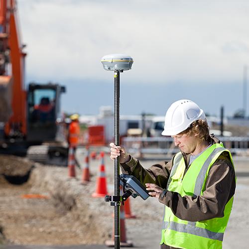 Trimble R8 GNSS Thu kết hợp nhất toàn diện tính năng đặt vào Một tích và hệ thống linh hoạt cho đòi đo đạc các ứng dụng.