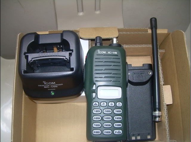 sử dụng pin máy bộ đàm icom ic v8
