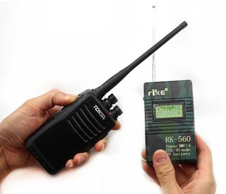 dải tần số máy bộ đàm UHF và VHF