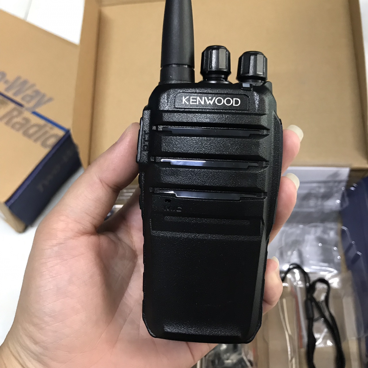 Máy bộ đàm Kenwood TK P880