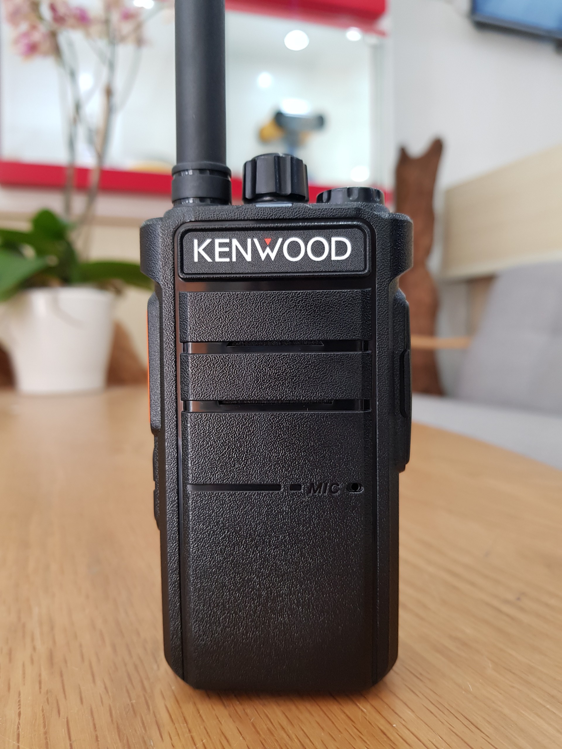 Máy bộ đàm Kenwood TK D890