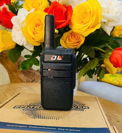 Máy bộ đàm DL T186
